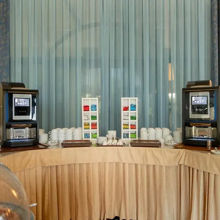 מלון Vela D'oro ***s 3*