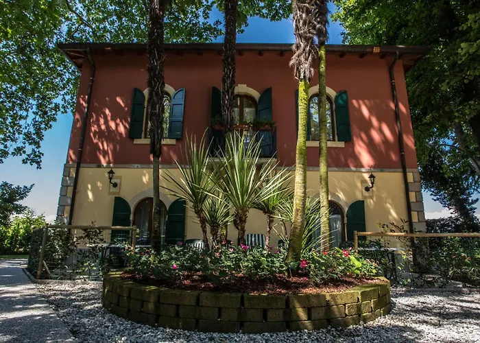 Vela D'oro ***s מלון 3*