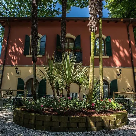 Vela D'oro ***s ホテル 3*