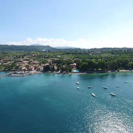 Vela D'oro ***s 酒店