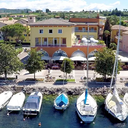 Vela D'oro ***s ホテル 3*